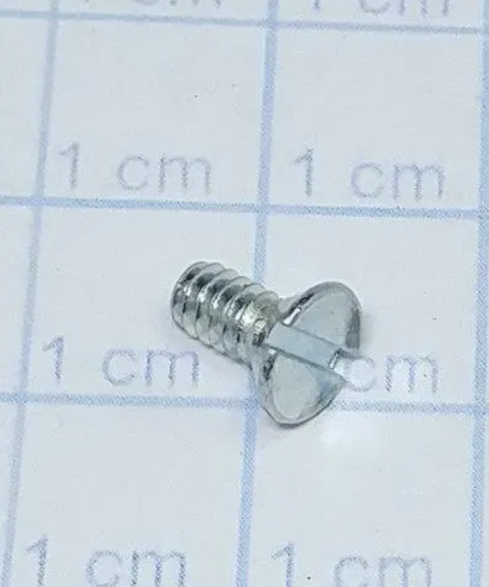 20C12-117 - Screw (Eastman)