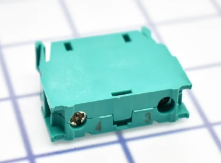 PL004002 Contact blocks with screw terminals – 1NO (PEGASUS)